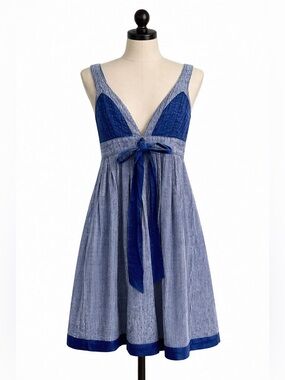 Dallin Chase – Sleeveless Fit & Flare Dress – Blue Print Bow Front – Sz. 10